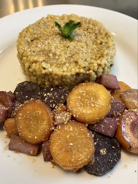 Risotto-de-millet-et-légumes-oubliés-au-miso.webp